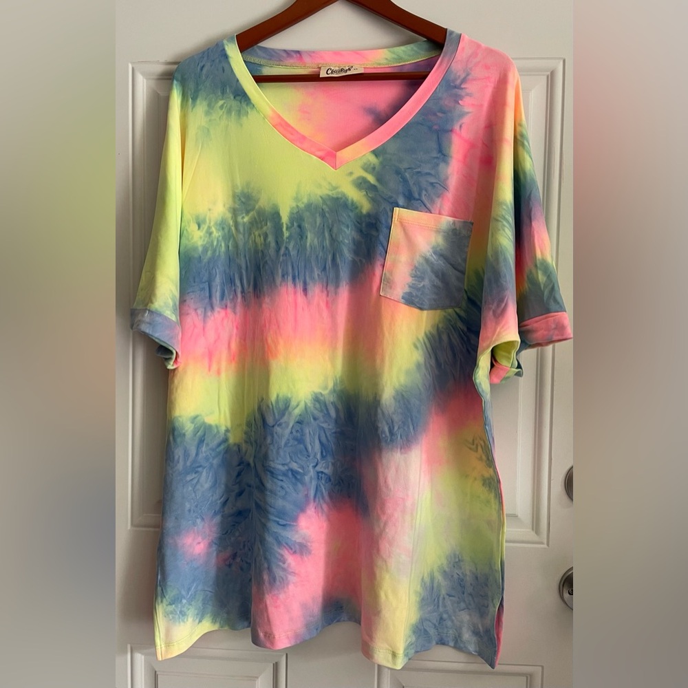 Cheekys Brand 2X Tie -Dye Short Sleeve Shirt. NWOT